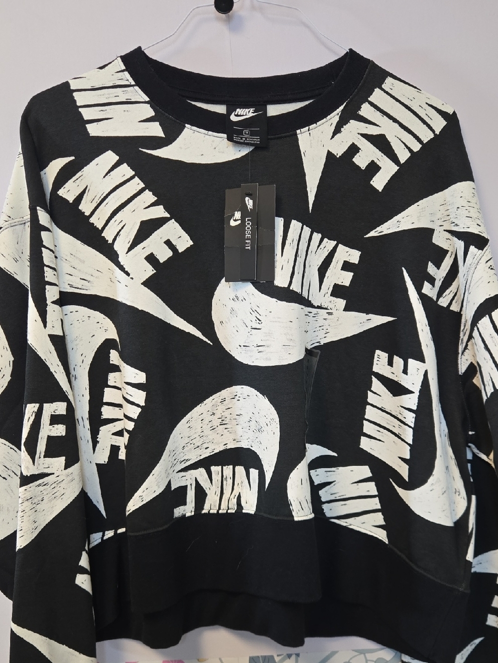 NWT Nike Black & White Logo Loose Fit Sweatshirt